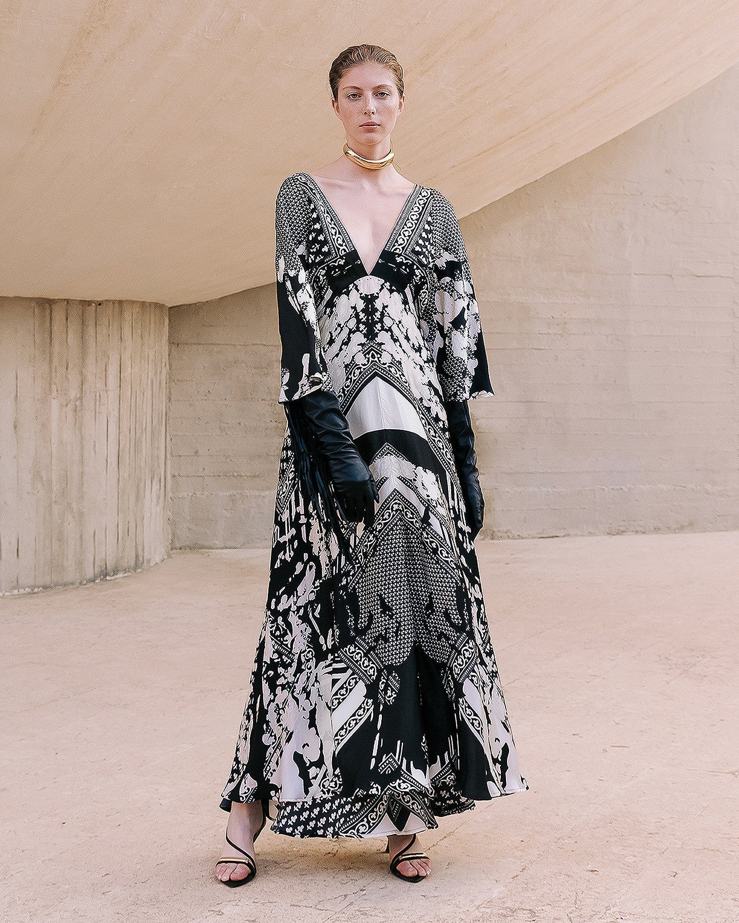 Robe Wonda Noir / Blanc | Mes Demoiselles Paris