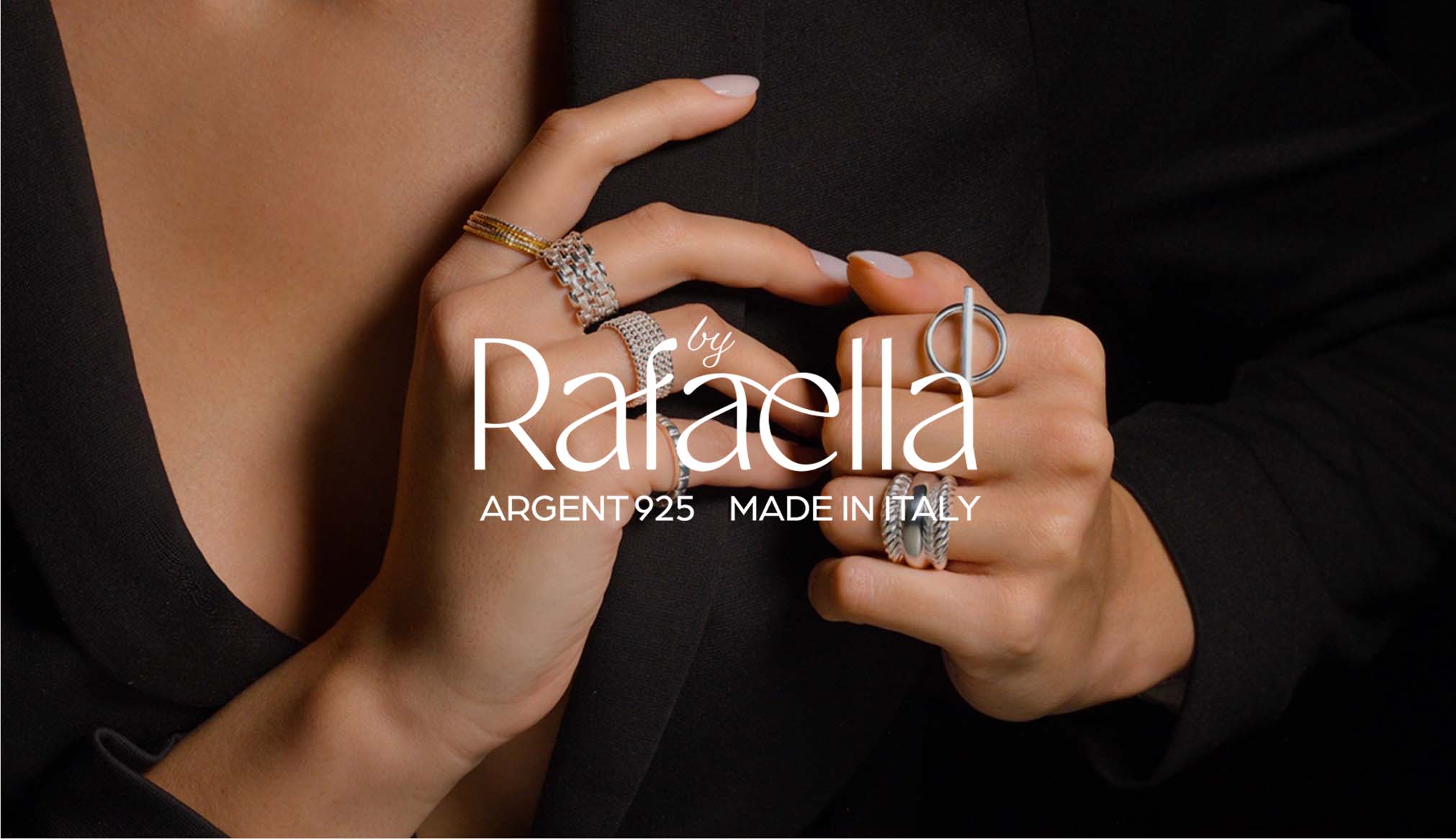 By Rafaella