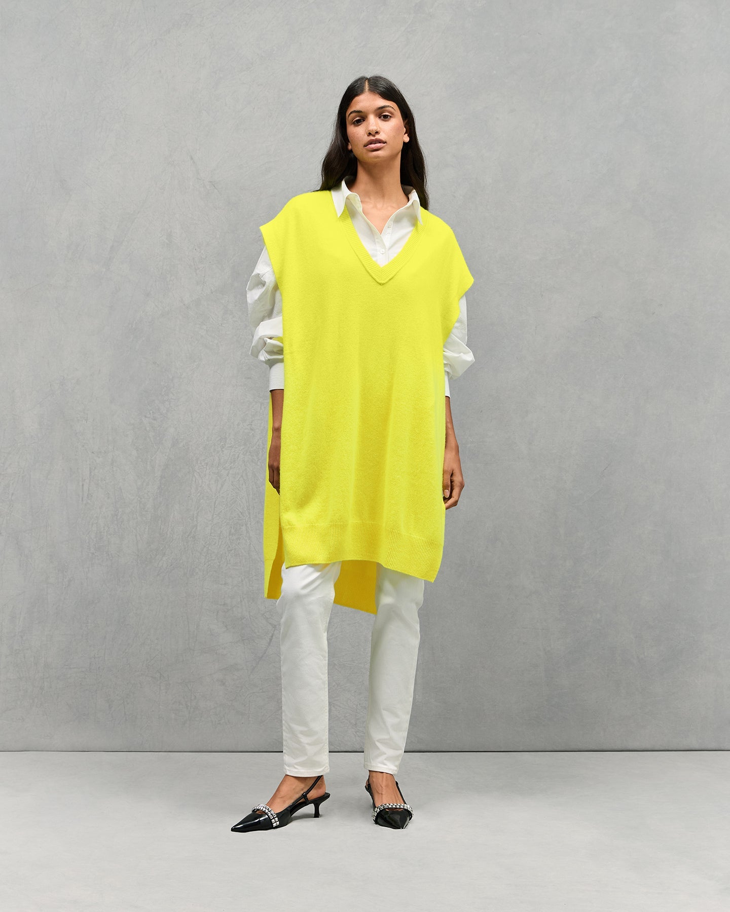 Poncho En Tricoté Neko - Jaune